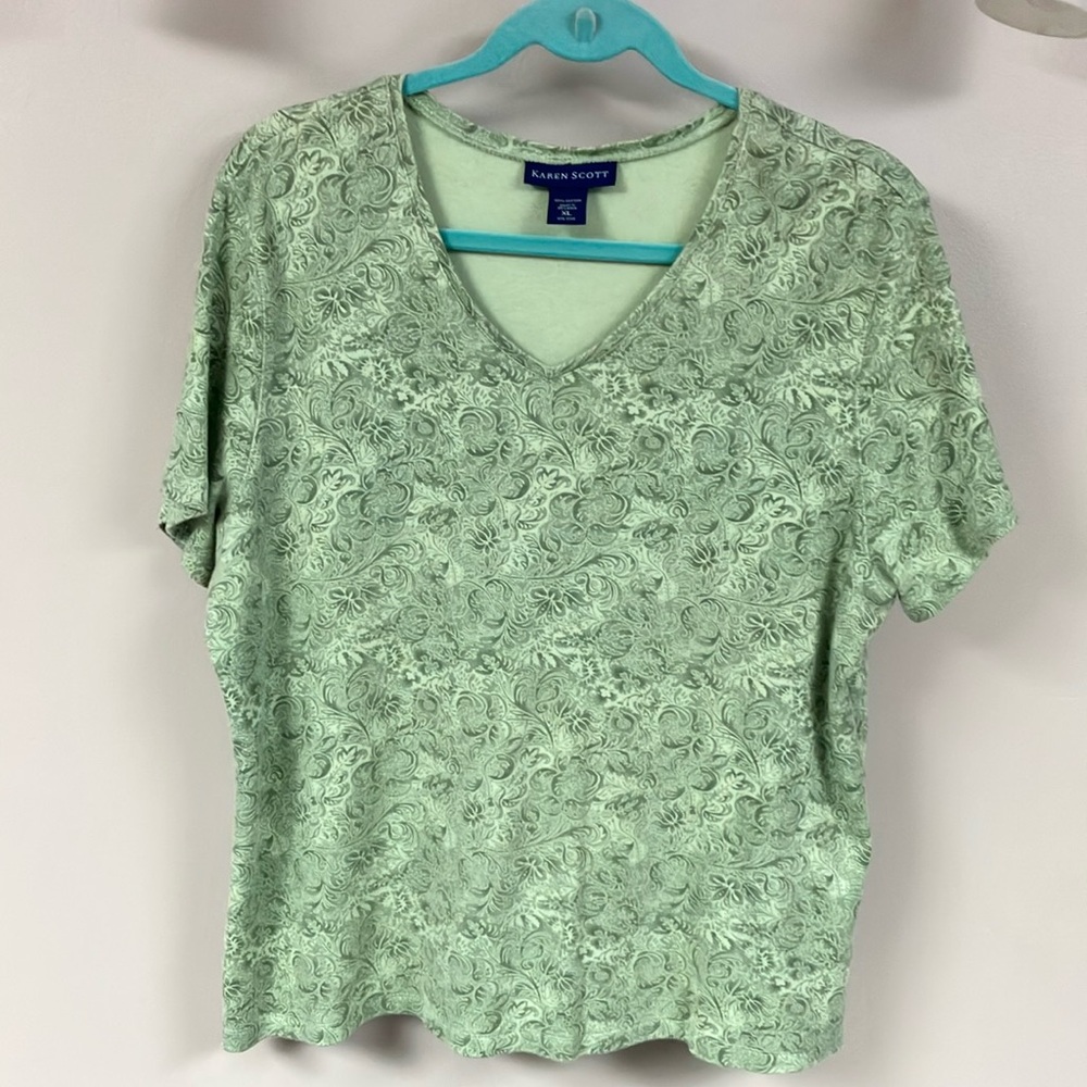 3/$15 ❤️ Karen Scott green V neck shirt xl 16